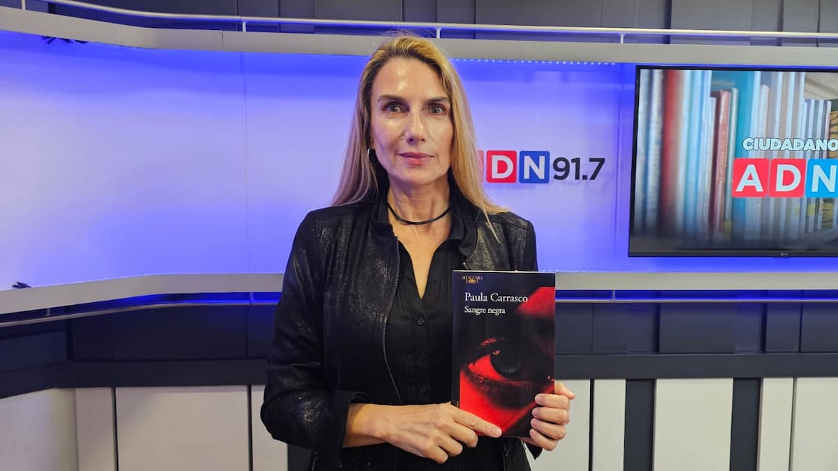 Secretos, memoria y trauma: La escritora y psicóloga Paula Carrasco presenta su nueva novela “Sangre Negra”