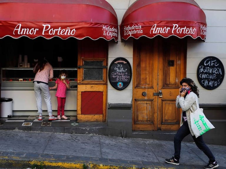 Vecinos de Valparaíso promueven moneda social para enfrentar la crisis del Covid-19