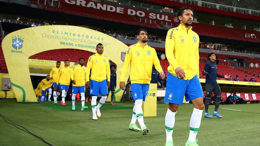 PORTO ALEGRE, BRAZIL - JUNE 04: Marquinhos of Brazil and teammates walk onto the field during a match between Brazil and Ecuador as part of South American Qualifiers for Qatar 2022 at Beira-Rio Stadium on June 04, 2021 in Porto Alegre, Brazil. (Photo by Buda Mendes/Getty Images)