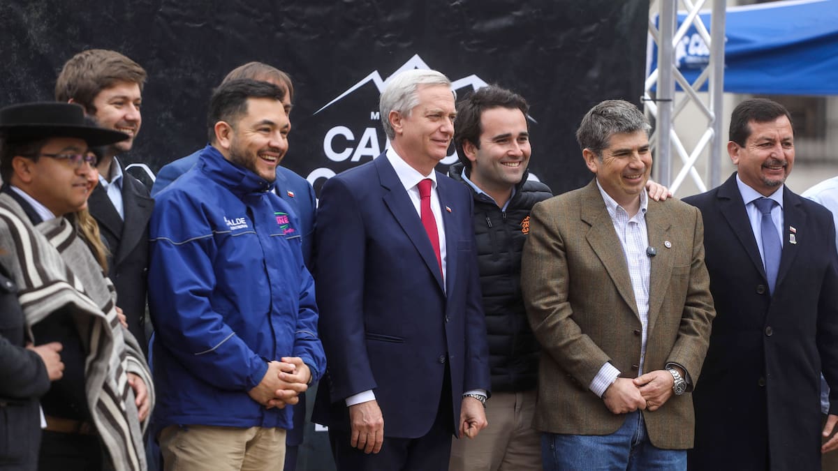 Con el Presidente Kast incluido: lanzan la duodécima edición el MTB Carlo de Gavardo en La Moneda