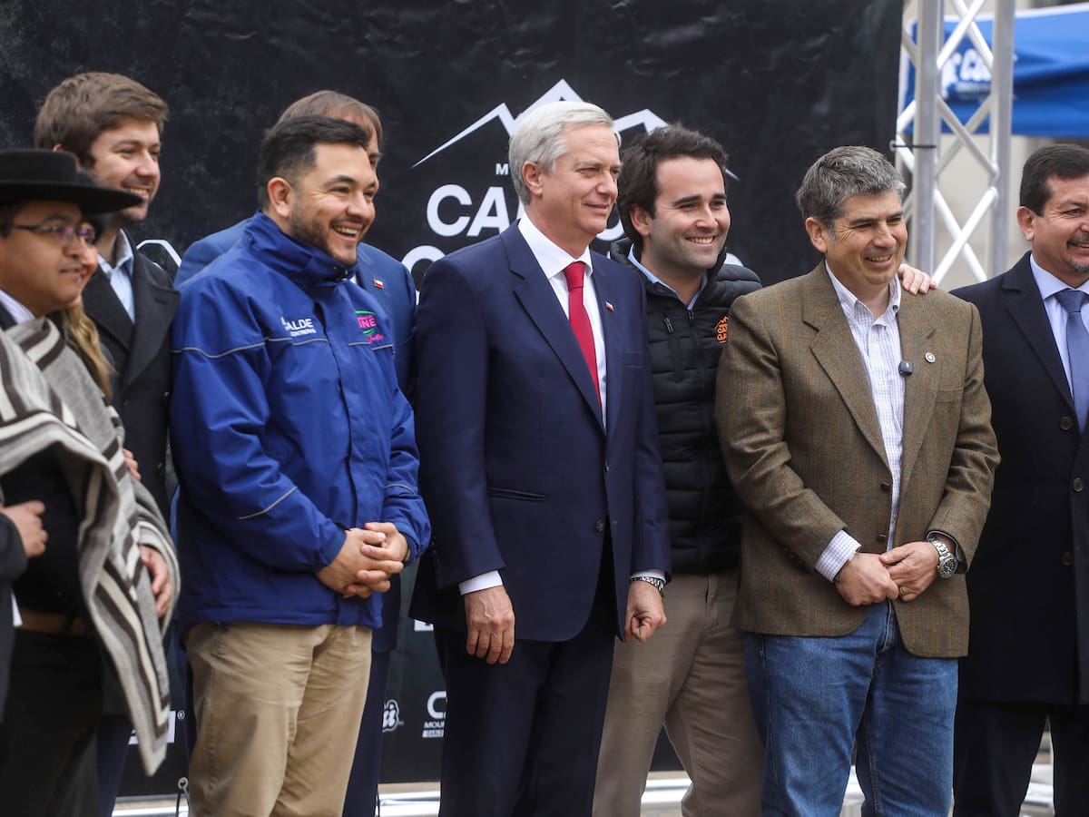Con el Presidente Kast incluido: lanzan la duodécima edición el MTB Carlo de Gavardo en La Moneda