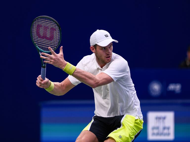 Nicolás Jarry buscará este domingo el paso a las semifinales en Chengdú