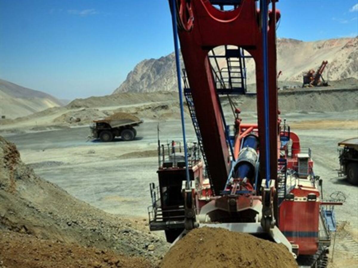 Cobre tuvo un alza de 1,04% en la Bolsa de Metales de Londres este viernes