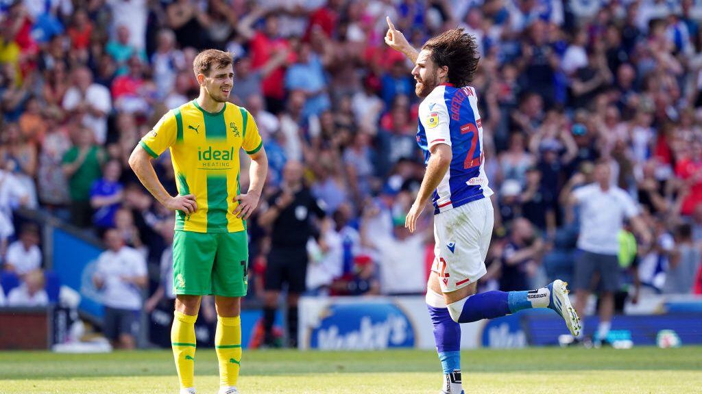 Ben Brereton anota y asiste en triunfo del Blackburn Rovers