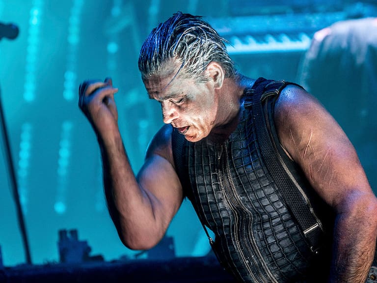 Rammstein desmintió que su vocalista tuviera coronavirus: test salió negativo