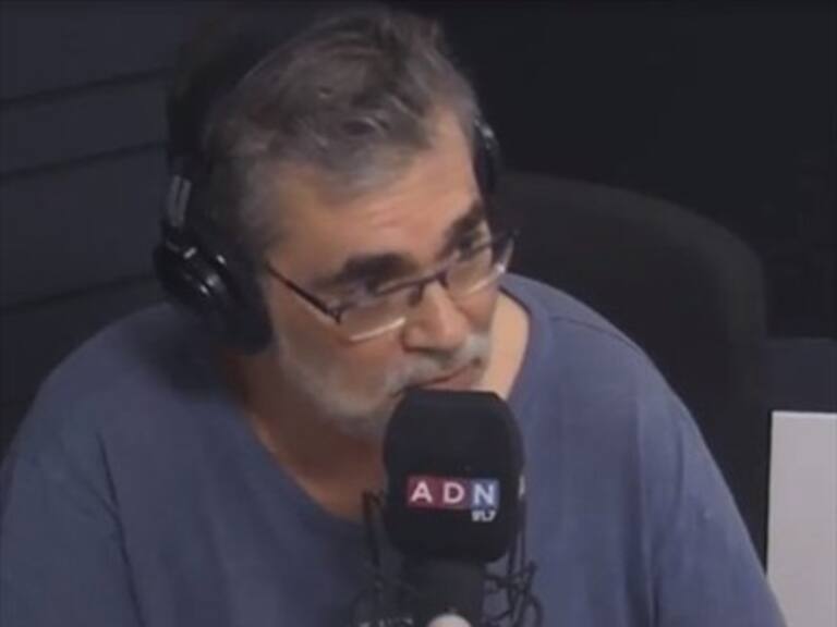 Francisco Mouat explica porqué se debe cambiar la Constitución en Los Tenores