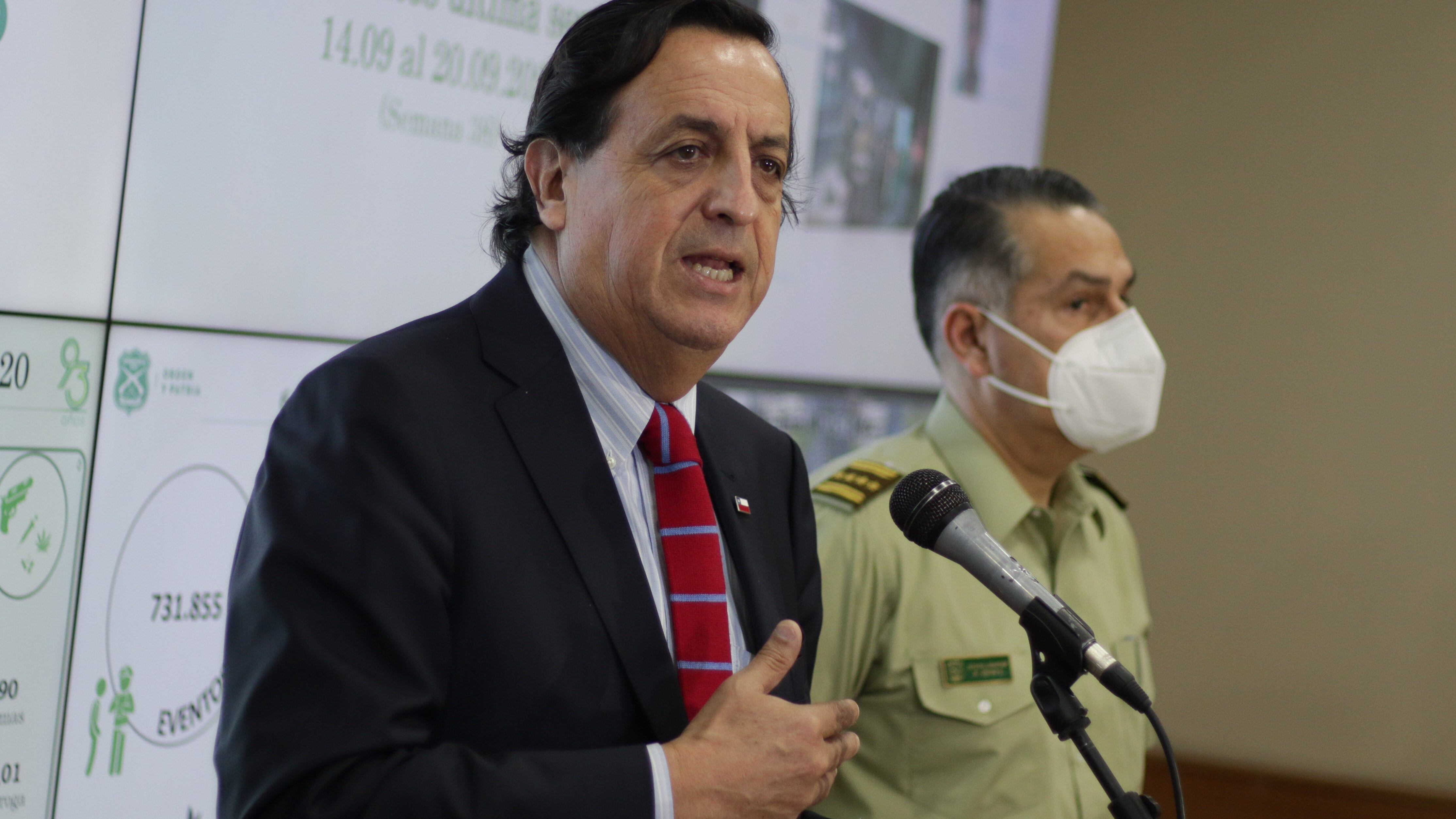 Gobierno reiteró la defensa al exministro Mañalich por el manejo de la pandemia