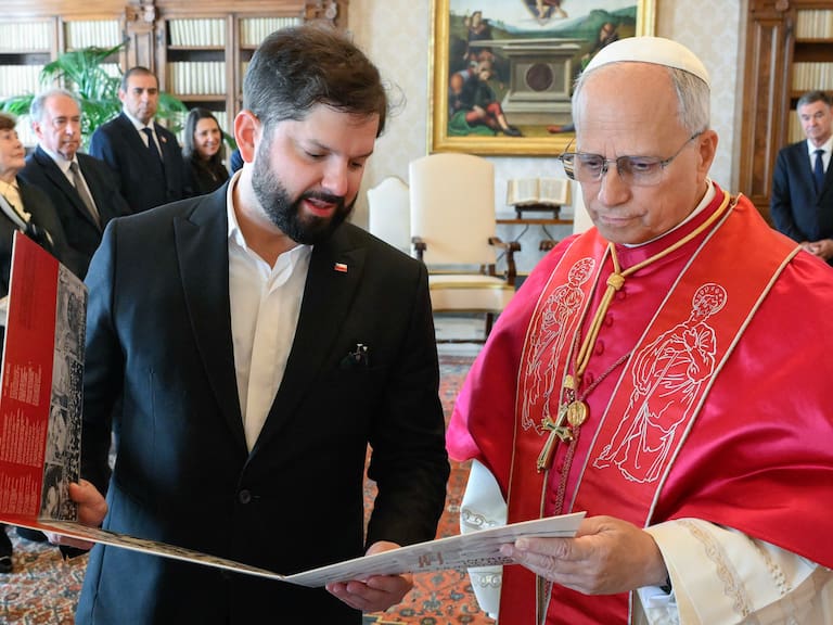 Gabriel Boric solicita a Papa León XIV interceder por la crisis humanitaria en Cuba