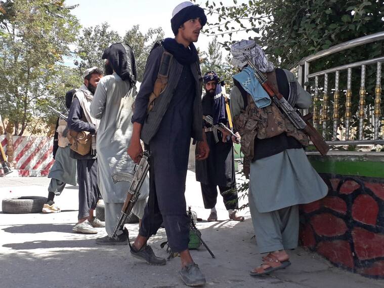 Paramilitares talibanes se instalan en la ciudad afgana de Ghazni