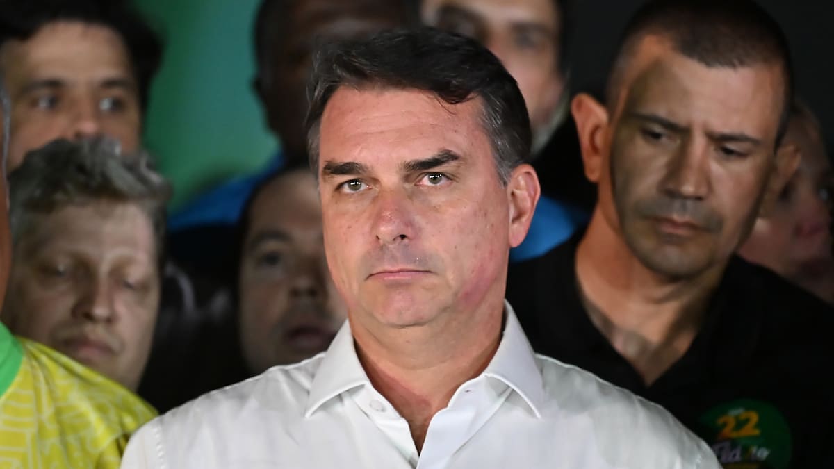 Argentina descarta ingreso de Flávio Bolsonaro en medio de investigación por posible salida de Brasil