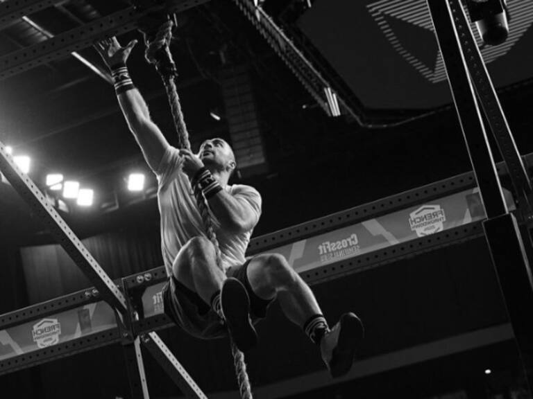 Instagram @lazadjukic