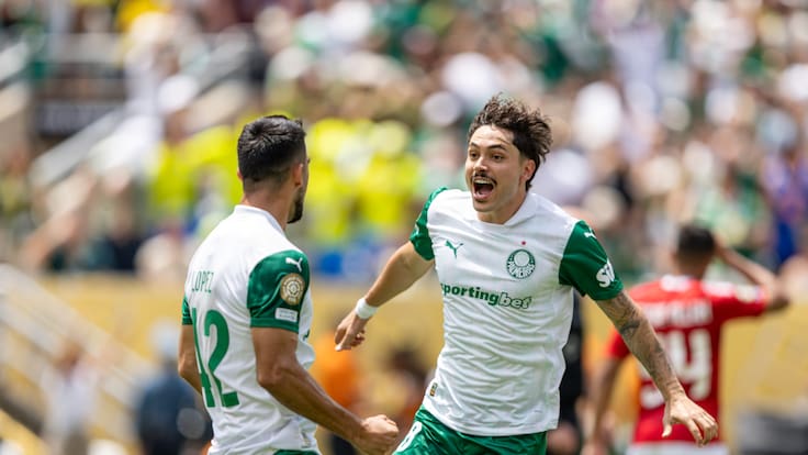 Con larga interrupción por tormenta: Palmeiras vence a Al Ahly y se acerca a los octavos del Mundial de Clubes