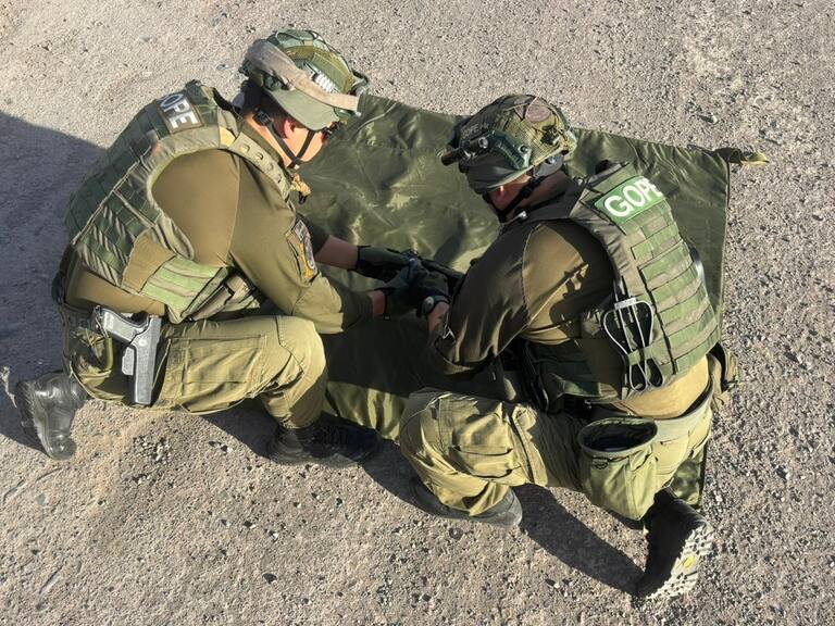 Grave hallazgo en Pozo Almonte: pasajero de bus portaba una granada bajo su asiento