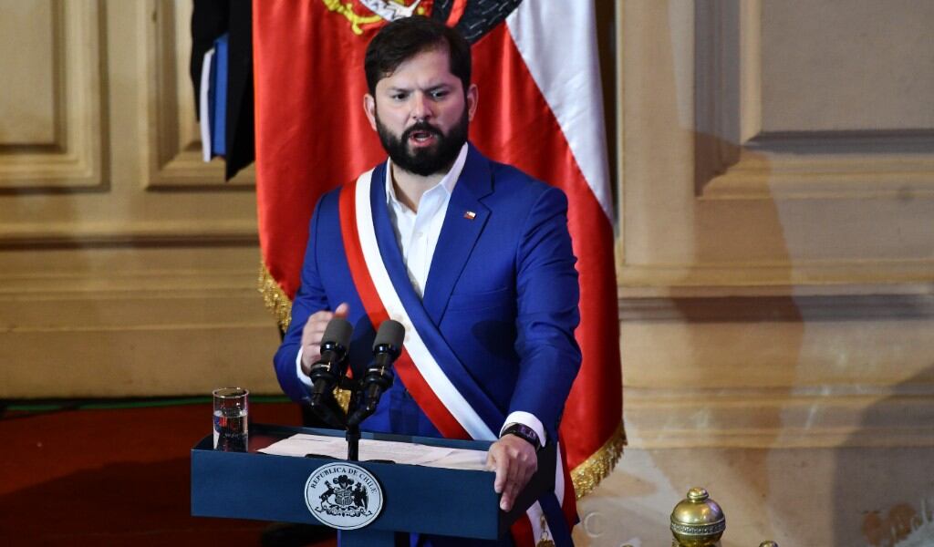 Presidente Boric llama a participar tras recibir propuesta de nueva Constitución