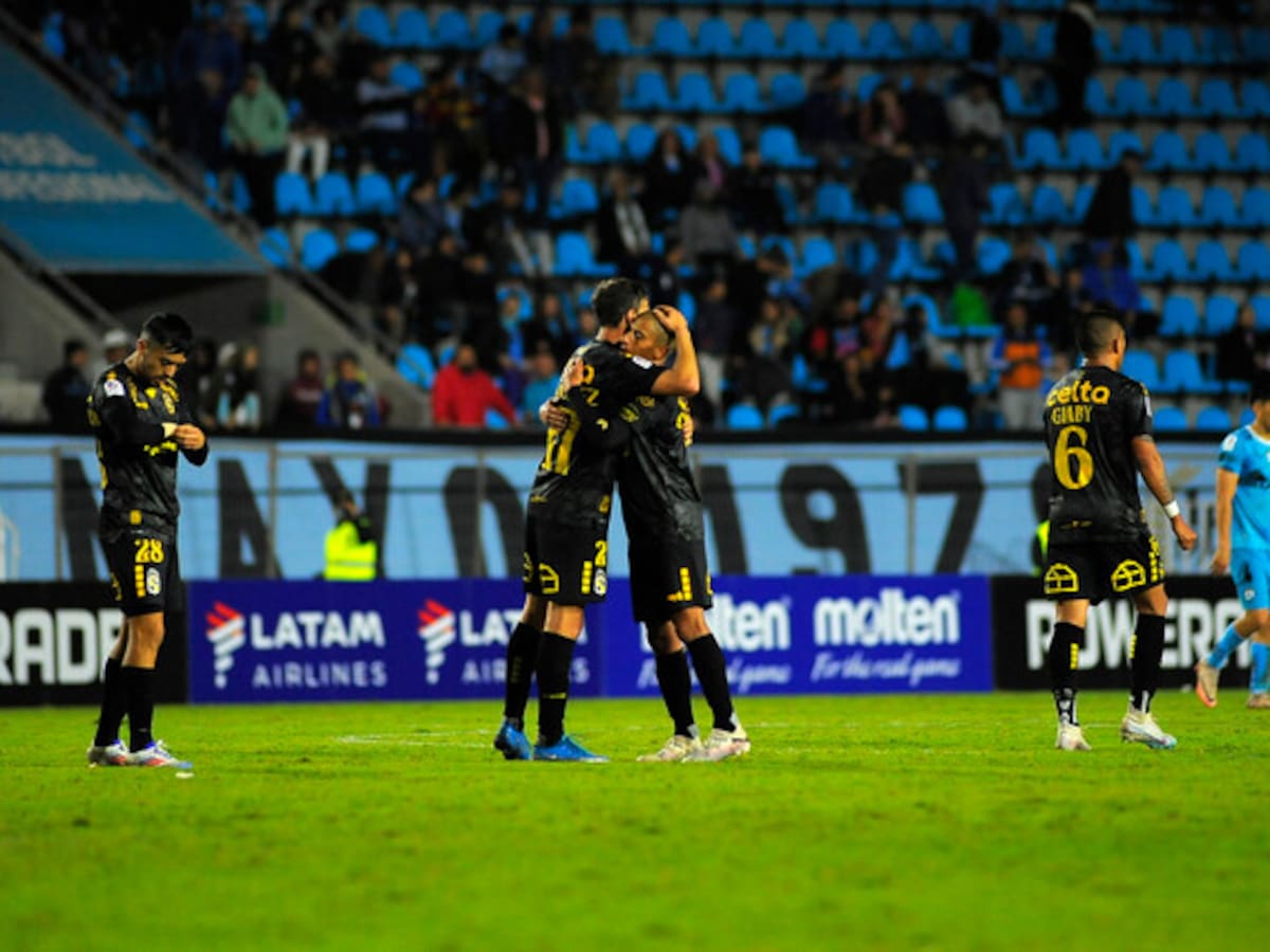 Coquimbo tumba a Iquique en el Tierra de Campeones y toma ventaja para meterse en las semifinales de la Copa Chile