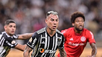 Prensa brasileña vincula a Eduardo Vargas con Colo Colo: “Es un hincha fanático del club”