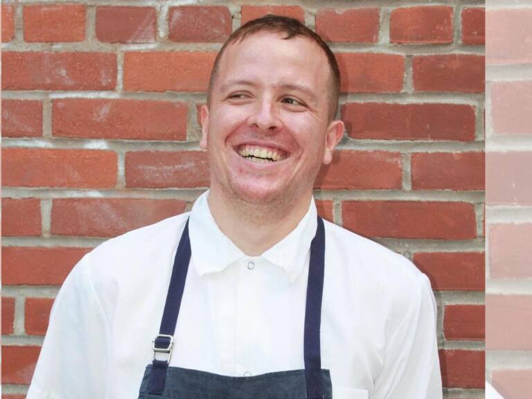 “No lo dudé...”: la historia de Francisco Castillo, el chef chileno que triunfa en la alta cocina de Nueva York y que cocinó para Presidente Boric