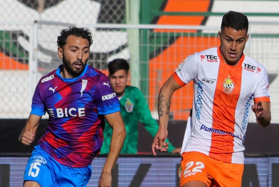 Cobresal y la UC se midieron por la séptima jornada del Campeonato Nacional 2025 | X: Cobresal