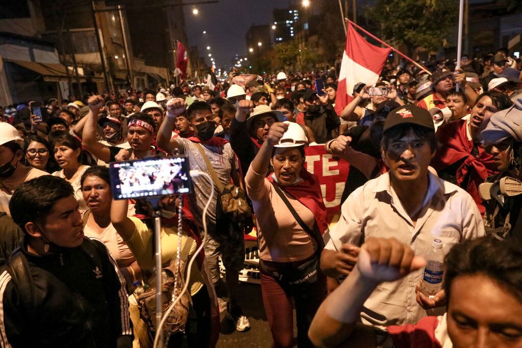 Masiva marcha en Lima contra el gobierno interino de Dina Boluarte