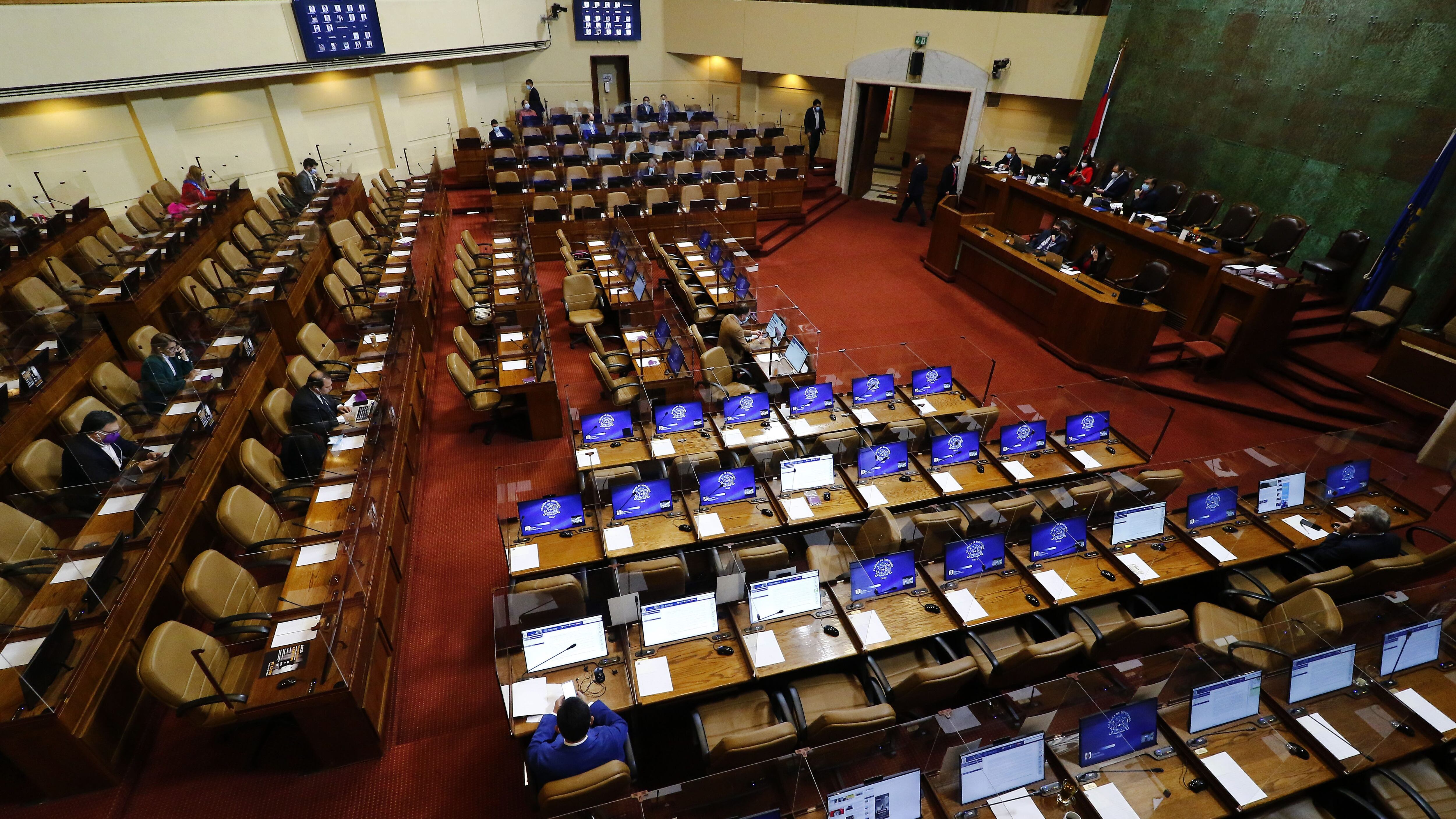 Cámara de Diputados rechazó cuestión previa y acusación constitucional de jueza Donoso sigue adelante