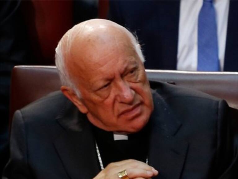 UCSC cambiará nombre a edificio «Monseñor Ricardo Ezzati» luego de toma feminista