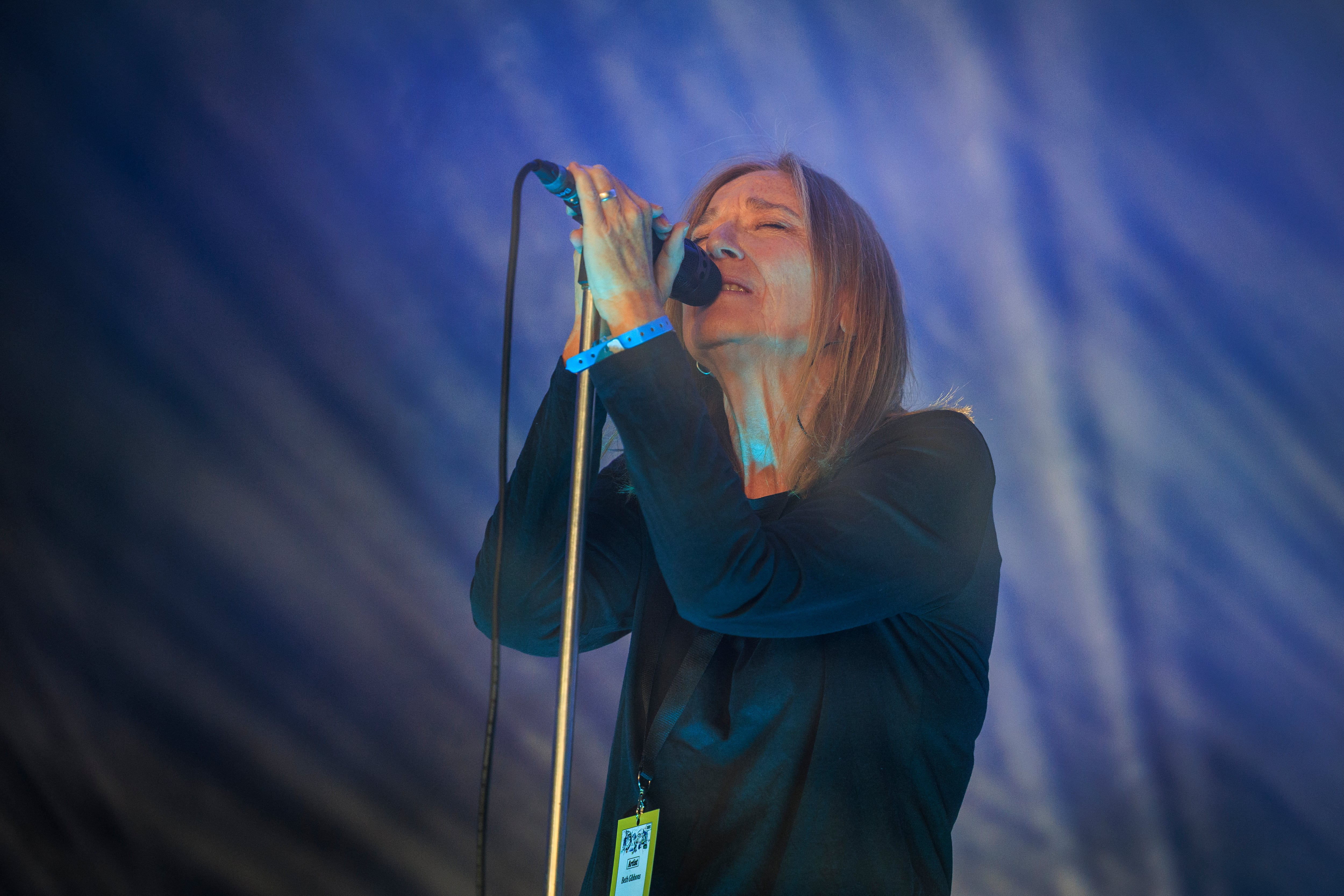 OSLO, NORWAY - AUGUST 06: Beth Gibbons performs on stage at the Oyafestivalen on August 06, 2025 in Oslo, Norway. (Photo by Per Ole Hagen/Redferns)