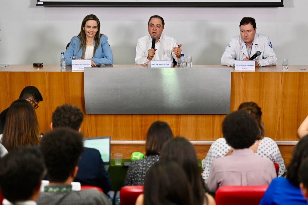 Equipo médico de Lula da Silva explica el resultado de su operación en Brasil