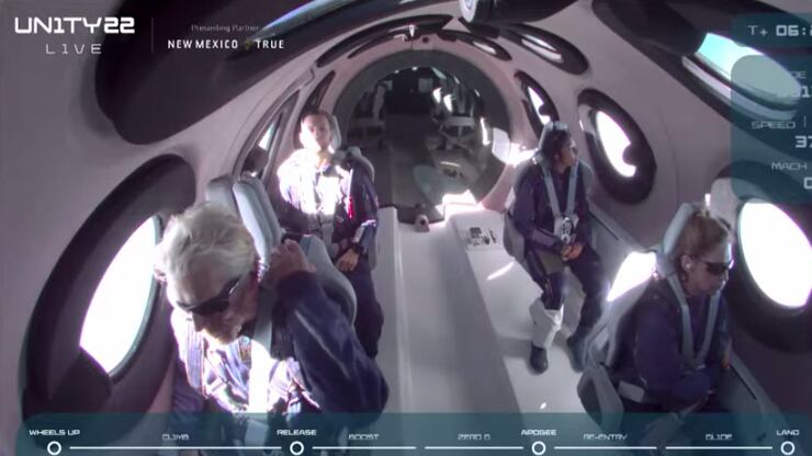 Virgin Galactic realizó el primer vuelo turístico al espacio