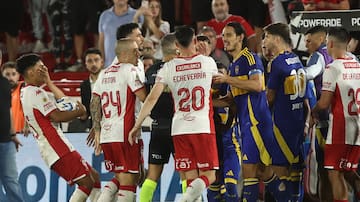 VIDEOS. En un duelo caliente, el Huracán de Echeverría y Alarcón no puede con Boca Juniors y pierde la chance de ser líder en Argentina