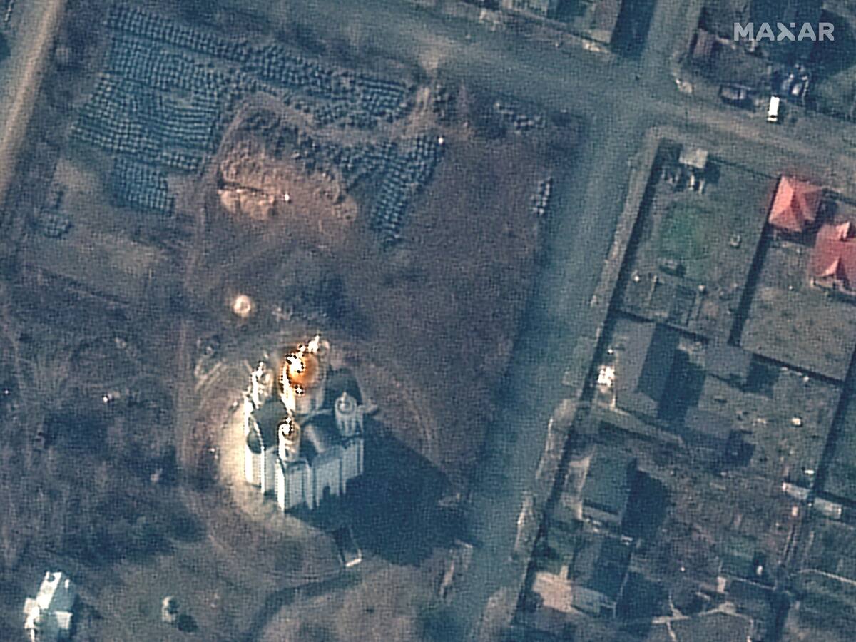 Imágenes satelitales debilitan discurso de Rusia por masacre en Bucha