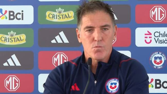 Eduardo Berizzo ya piensa en el inicio de las clasificatorias: "Nadie deja de integrar la selección si está jugando bien"