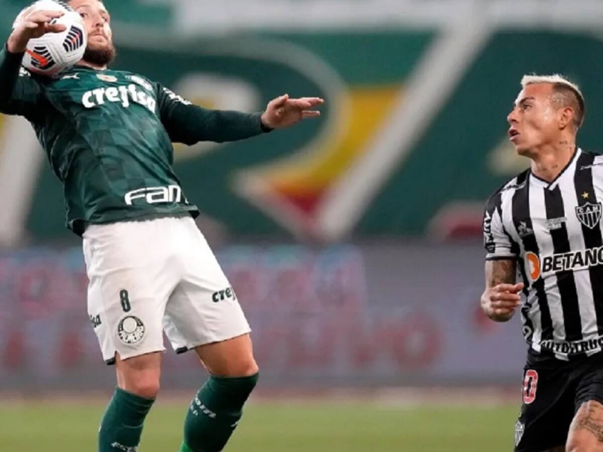 Vargas se fue expulsado en el Mineiro y Palmeiras se metió de lleno en las semis de Copa Libertadores por medio de los penales