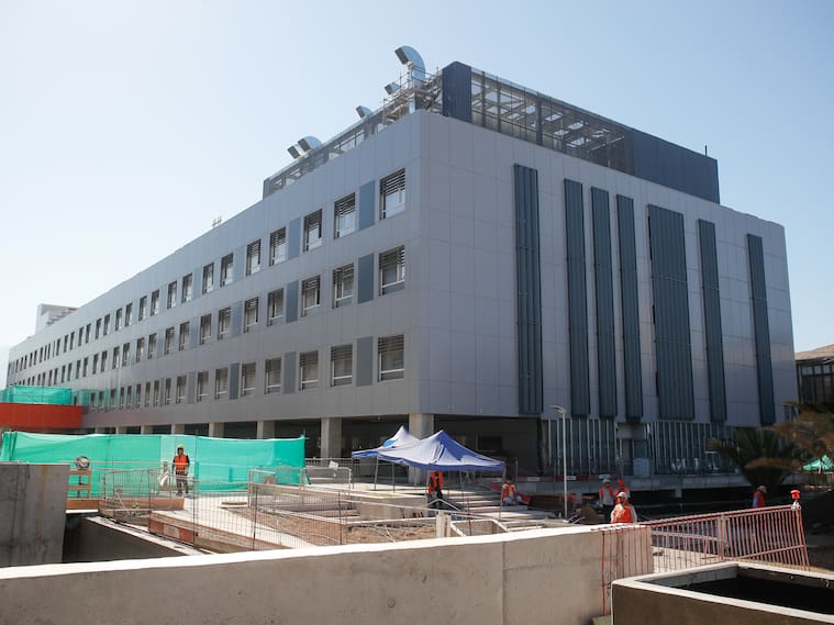 Tras más de una década de espera, Hospital del Salvador se alista para abrir sus puertas