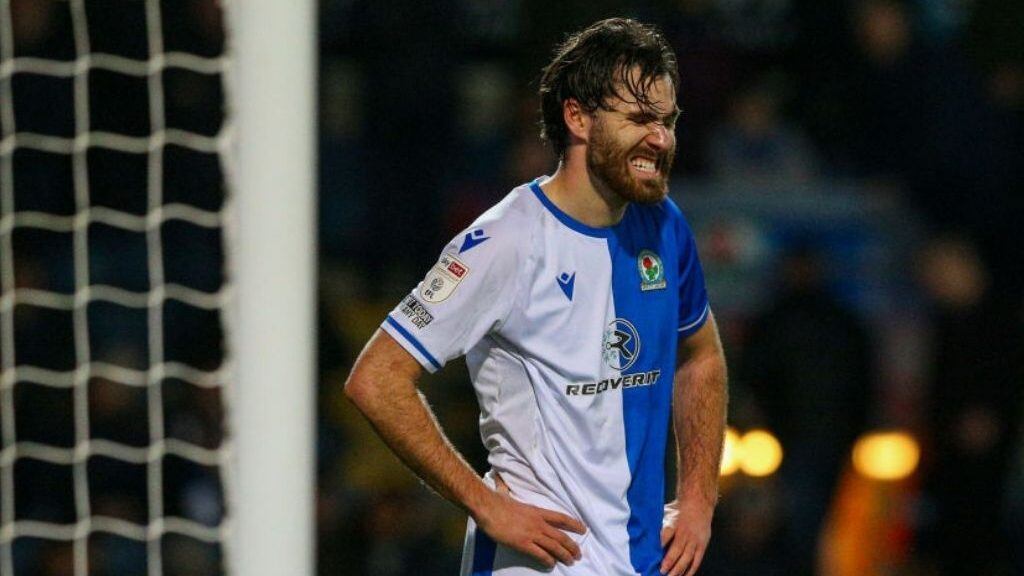 Brereton Diaz se lesiona ante West Bromwich