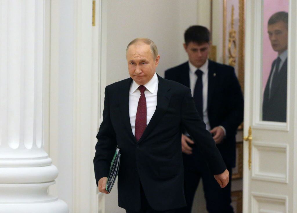 El presidente de Rusia, Vladimir Putin, llegando al consejo de defensa ruso