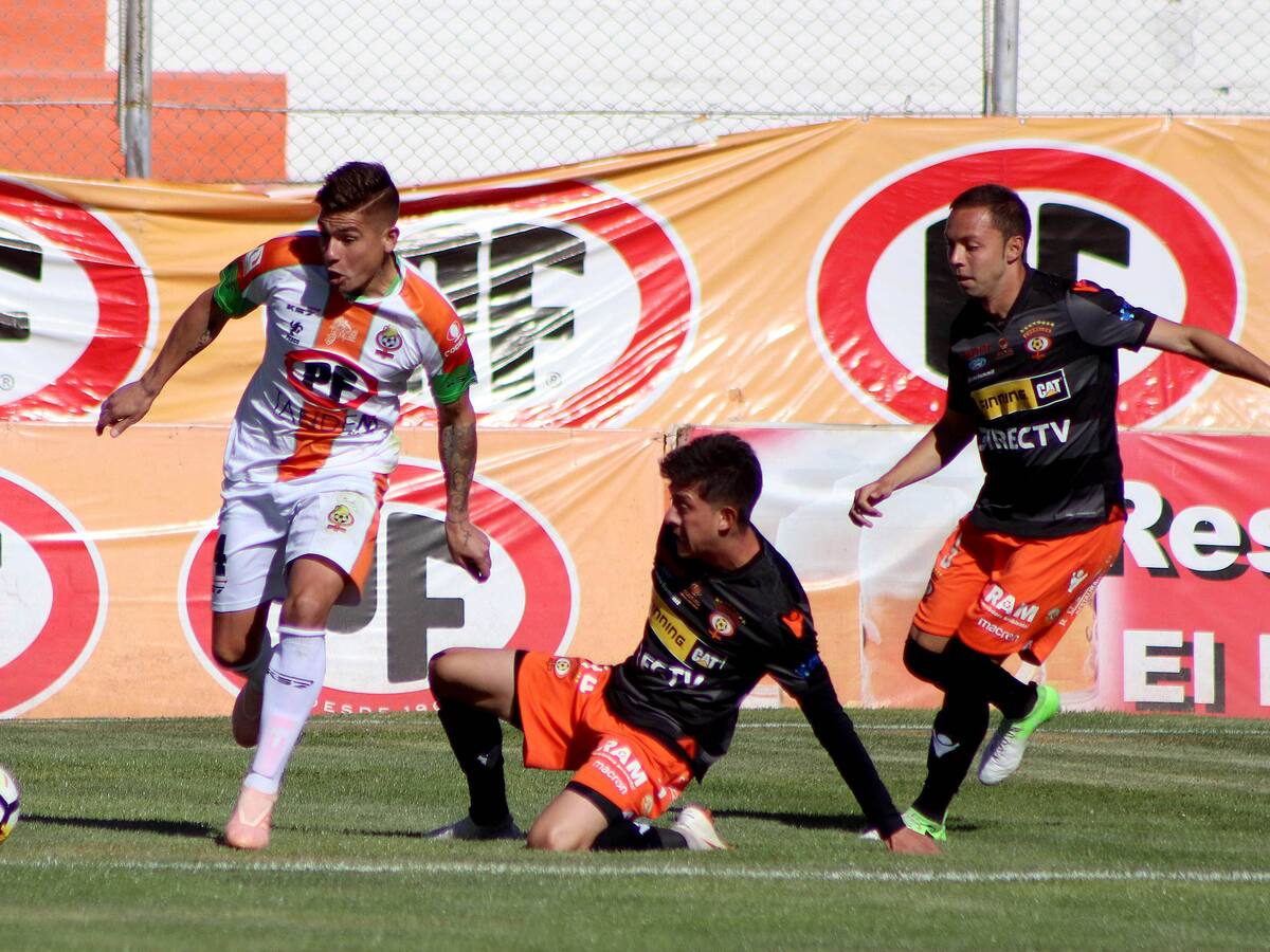 Programación fútbol chileno: ¿Qué partidos se juegan hoy, 1 de marzo, y quién transmite?