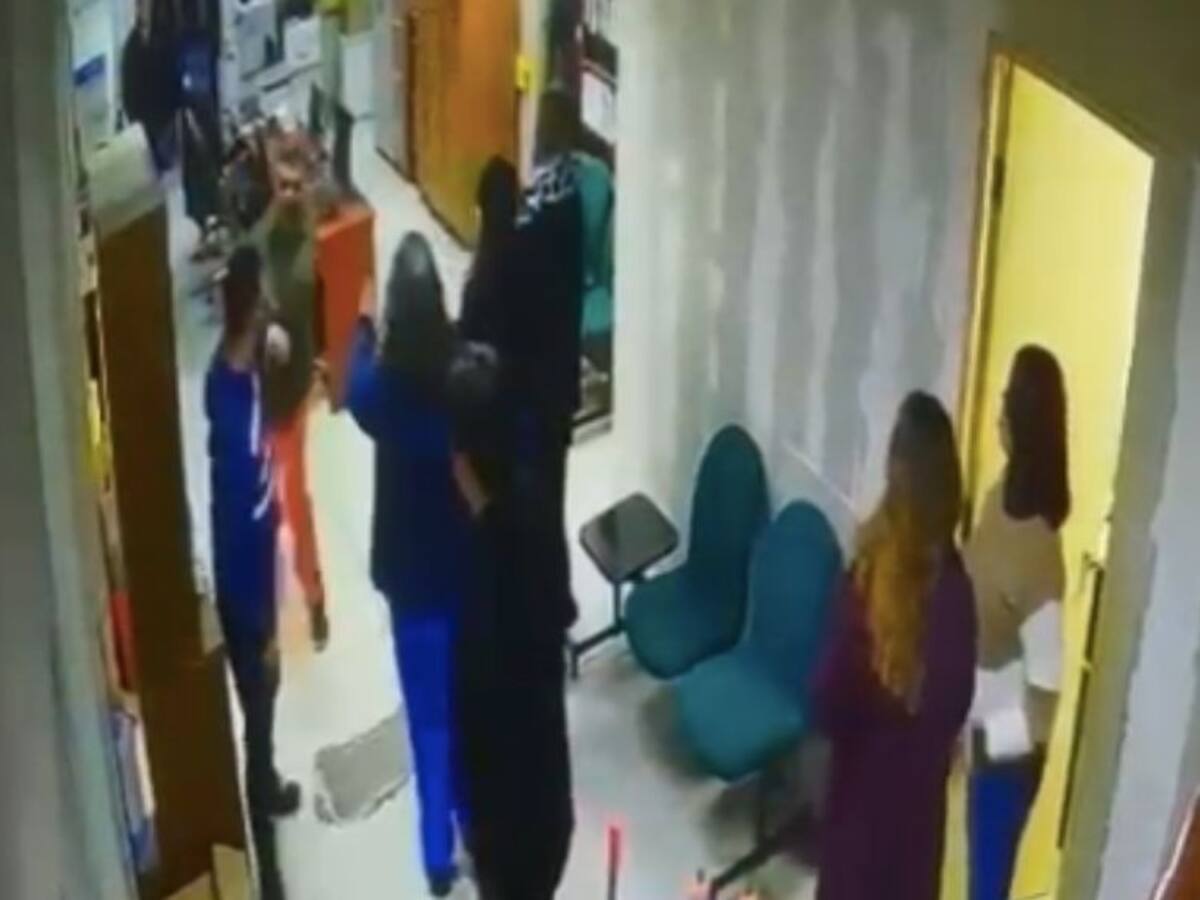 Fue despedido y al día siguiente regresó con un fierro: exfuncionario queda detenido tras violento ataque