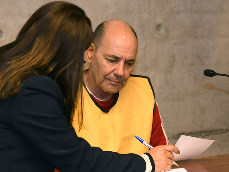 21 de Agosto del 2019/SANTIAGO El juez Mario Carroza(i), interroga al ex frentista Mauricio Hernández Norambuena, alias, Comandante Ramiro, a un día de su llegada a la Cárcel de Alta Seguridad, tras ser extraditado desde Brasil.
FOTO: Eduardo Ramirez/ PODER JUDICIAL VIA AGENCIAUNO