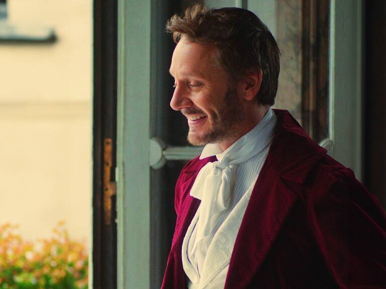 “¿Qué onda lo encantador?”: Benjamín Vicuña dejó la grande en promoción de Bridgerton