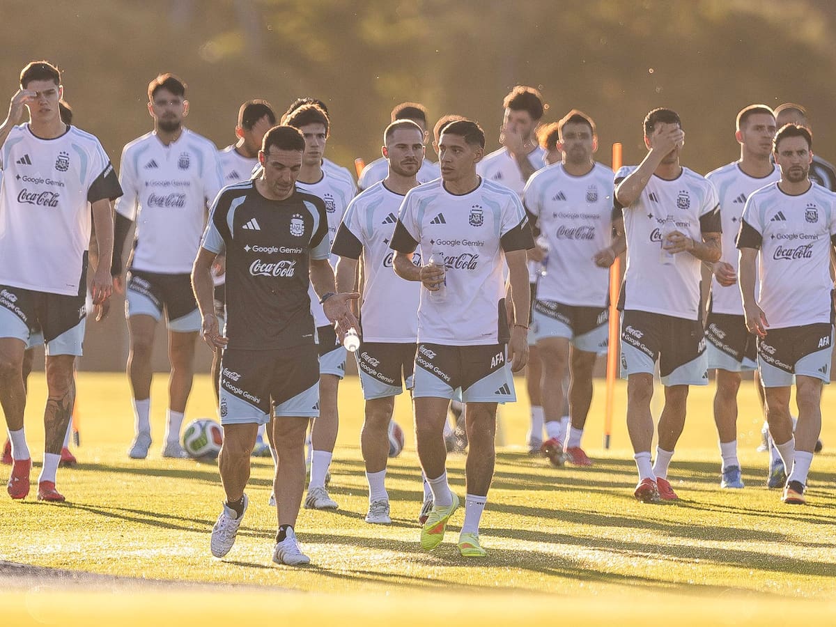 Remezón en la “Albiceleste”: delantero de la selección argentina se perderá la Copa del Mundo tras surfir dura lesión