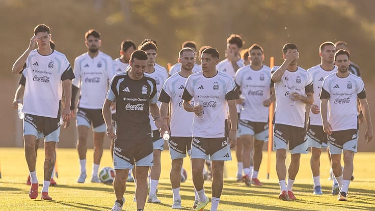 Remezón en la “Albiceleste”: delantero de la selección argentina se perderá la Copa del Mundo tras surfir dura lesión