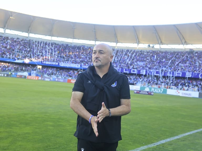 Deportes Concepción despeja las dudas y ratifica a Patricio Almendra como entrenador para su retorno a Primera División