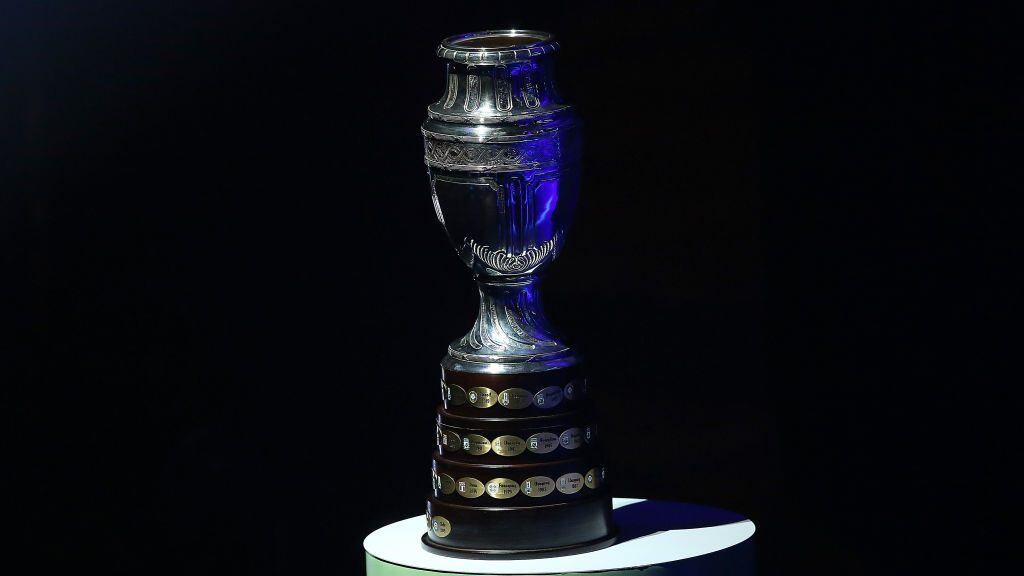 RIO DE JANEIRO, BRAZIL - JANUARY 24: Copa America Trophy is displayed during the Copa America 2019 Official Draw at Cidade das Artes on January 24, 2019 in Rio de Janeiro, Brazil. (Photo by Bruna Prado / Getty Images)