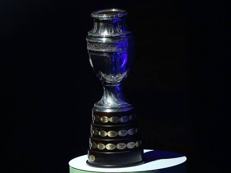 RIO DE JANEIRO, BRAZIL - JANUARY 24: Copa America Trophy is displayed during the Copa America 2019 Official Draw at Cidade das Artes on January 24, 2019 in Rio de Janeiro, Brazil. (Photo by Bruna Prado / Getty Images)