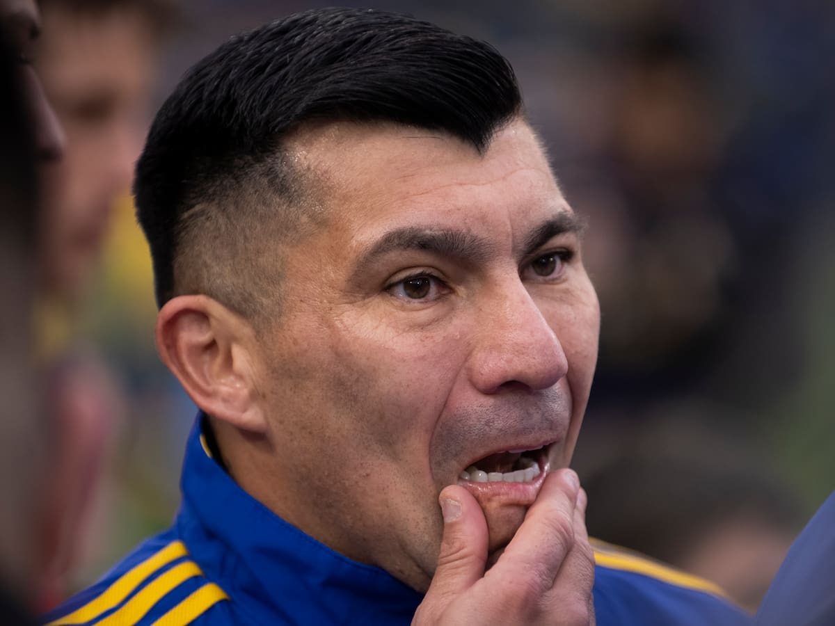 ¿Vuelve a Chile? En Argentina aseguran que Boca Juniors evalúa rescindir el contrato de Gary Medel