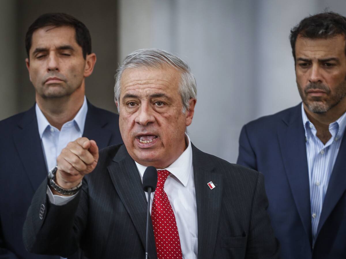Sharp y cuarentena: «Pareciera ser que eso no está arriba de la mesa» para La Moneda