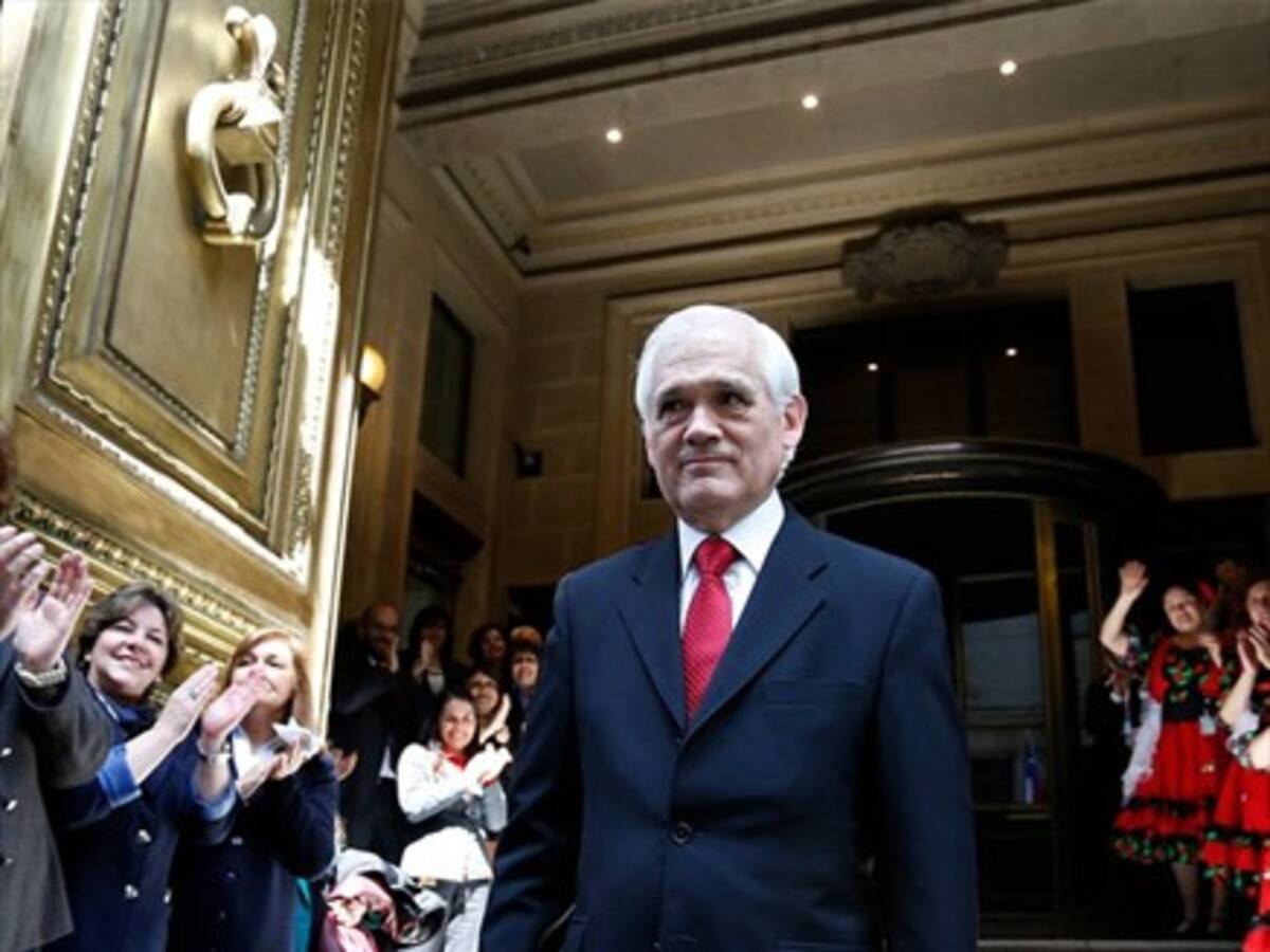 Enrique Marshall es designado como nuevo presidente de BancoEstado