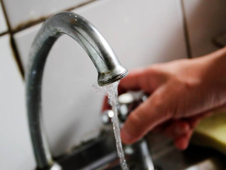 ¿A qué hora termina el corte de agua en Providencia y Ñuñoa?