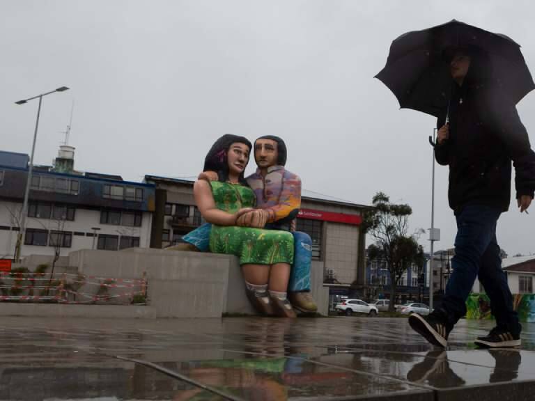 Clases suspendidas y cortes de electricidad: alerta preventiva por sistema frontal en la región de Los Lagos