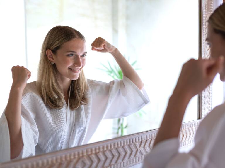 ¿Es normal? Esto dice la psicología sobre hablar solo en voz alta